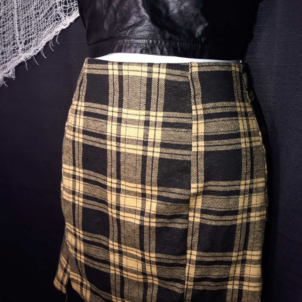 Plaid skirt